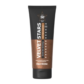 Frezyderm Velvet Stars Spf50+ Silver Glow Αντηλιακό Προσώπου & Σώματος Πολύ Υψηλής Προστασίας με Glitter 175ml Frezyderm Velvet Stars Spf50+ Silver Glow Αντηλιακό Προσώπου & Σώματος Πολύ Υψηλής Προστασίας με Glitter 175ml