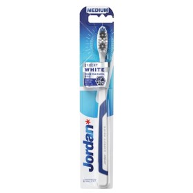 Jordan Expert White Scandinavian Quality Medium Οδοντόβουρτσα Μέτρια 1 Τεμάχιο