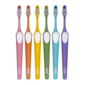 Tepe Nova Medium Toothbrush Οδοντόβουρτσα σε Διάφορα Χρώματα 1 Τεμάχιο