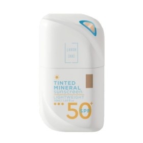 Lavish Care Tinted Mineral Sunscreen SPF50+ Αντηλιακό Προσώπου με Χρώμα 02 Medium Shade 50ml Lavish Care Tinted Mineral Sunscreen SPF50+ Αντηλιακό Προσώπου με Χρώμα 02 Medium Shade 50ml