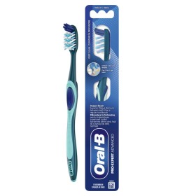 Oral-B Pro Clean Advanced Οδοντόβουρτσα Μέτρια 1 Τεμάχιο Oral-B Pro Clean Advanced Οδοντόβουρτσα Μέτρια 1 Τεμάχιο