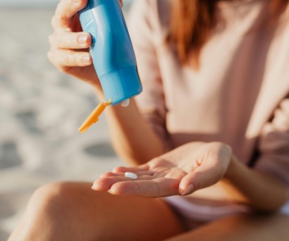 Τα καλύτερα αντηλιακά για ροδόχρου ακμή