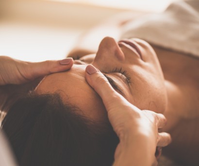 Ρεφλεξολογία προσώπου: Μια ολιστική προσέγγιση για υγεία και ευεξία