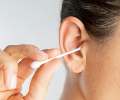 Καθαρισμός αυτιού: τι πρέπει να αποφύγεις