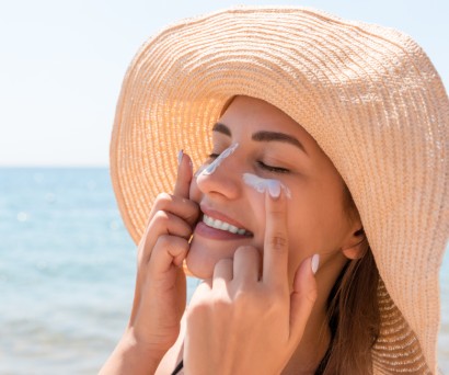Χημικά vs Φυσικά αντηλιακά φίλτρα: Ποιο να διαλέξεις