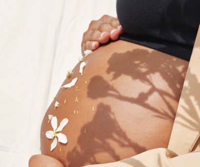 Ασφαλή καλλυντικά στην εγκυμοσύνη: Οδηγός για μέλλουσες μητέρες