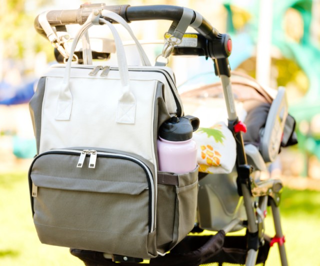Τι χρειάζεσαι για την τσάντα της βόλτας ως νέος γονιός!