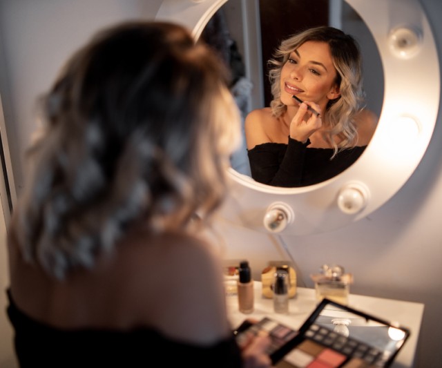 Makeup routine: ποια είναι η σωστή σειρά των προϊόντων;